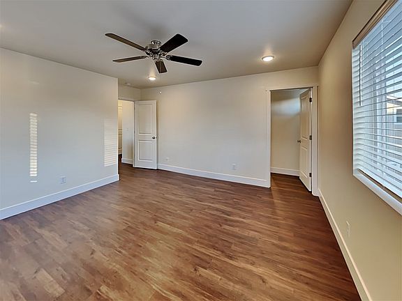 2nd image of 10907 22nd Avenue Ct E