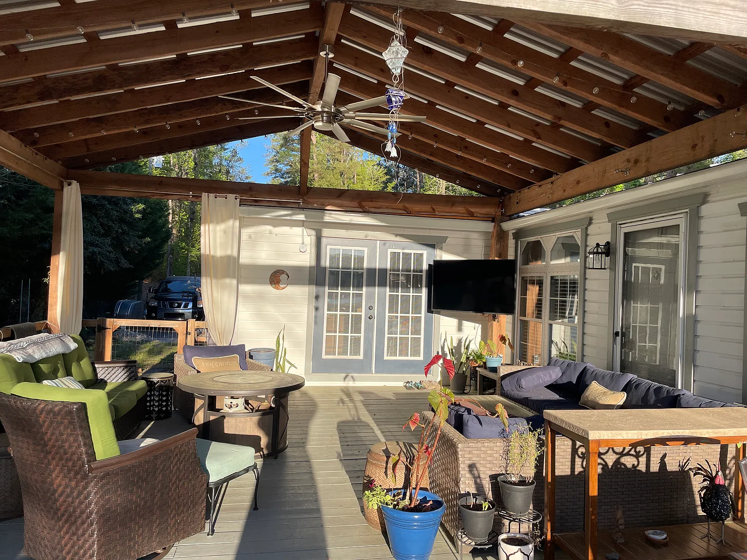 4 bed, 2394 sqft, $1,300 — Photo 4