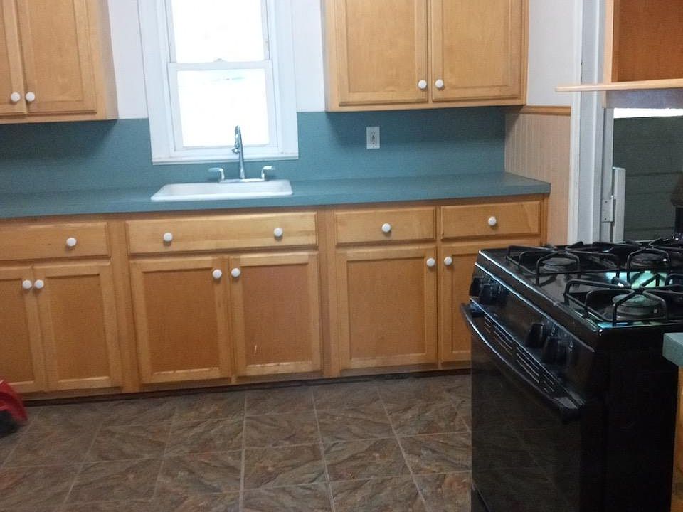 1st image of 1808 Taylor St