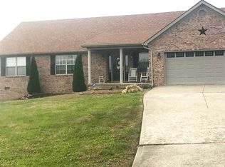 80 Dogwalk Rd, Paint Lick, KY 40461