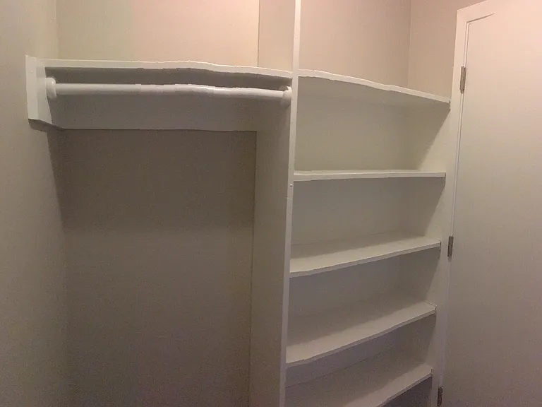 1100 McClellan Ave — Photo 8