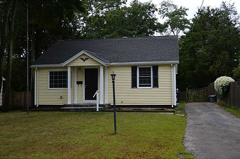 2nd image of 69 Congdon Ave