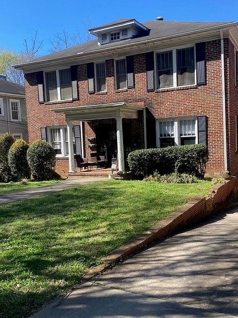 1st image of 2108 Park Rd APT 3