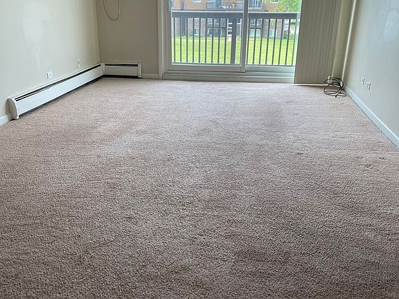 5th image of 118 Boardwalk St Unit 2E