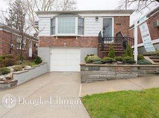 1347 137th St, College Point, NY 11356