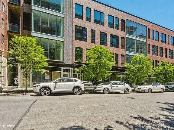 3rd image of 853 N Larrabee St #3bb3994fc