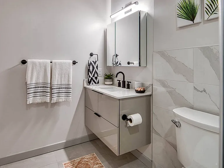 Marshall Floorplan Vanity with Storage