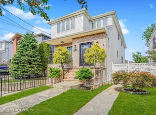 35 Lenhart St, Staten Island, NY 10307