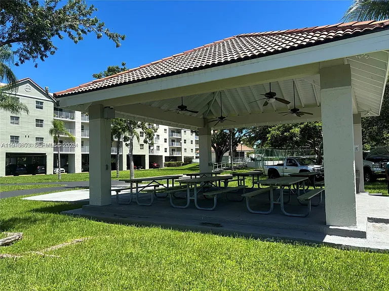 8240 SW 210th St #201 — Photo 22