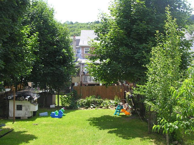 2nd image of 234 W Patterson St