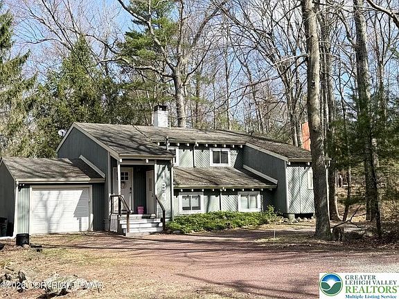 2nd image of 9 Sassafras Rd