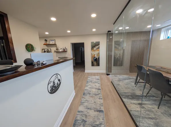 174 Eastchester Ave, Saint Catharines, ON L2P 2Z7