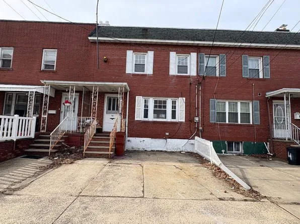 56 East 14th Street image 1 of 9