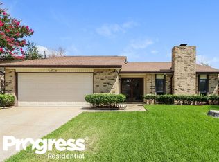 7713 Four Winds Dr, Fort Worth, TX 76133