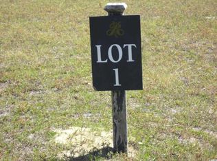 61 Cottage Ct, Pawleys Island, SC 29585
