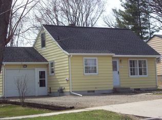 487 W Griswold St, Ripon, WI 54971