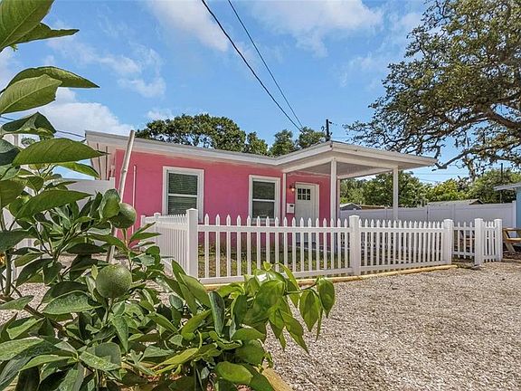 3rd image of 1500 Clearwater Largo Rd N