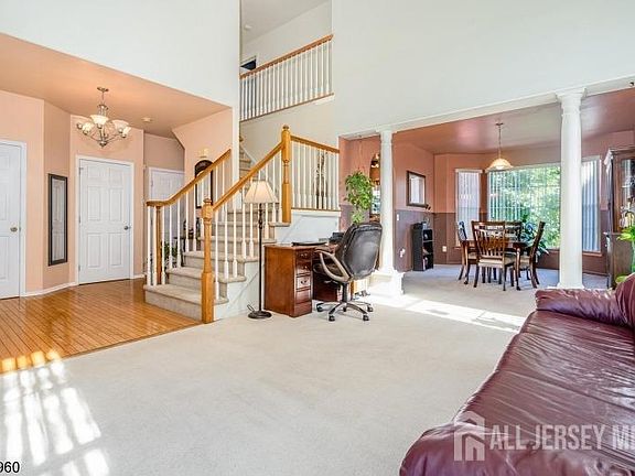 3rd image of 294 Stonehenge Dr