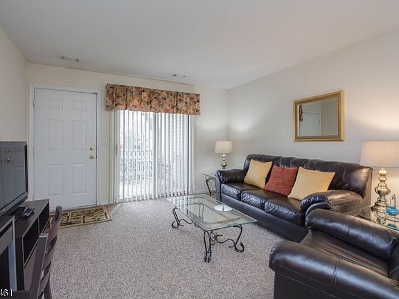2nd image of 3 Sage Court