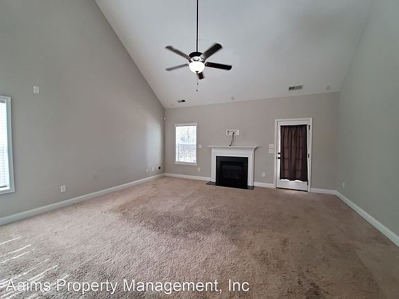 4th image of 604 Royal Birkdale Dr