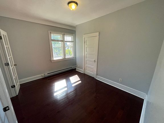 4th image of 40 N P St #2