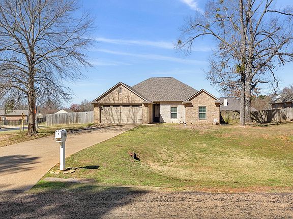 3rd image of 994 County Road 3504
