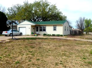 302 W 15th St, Larned, KS 67550