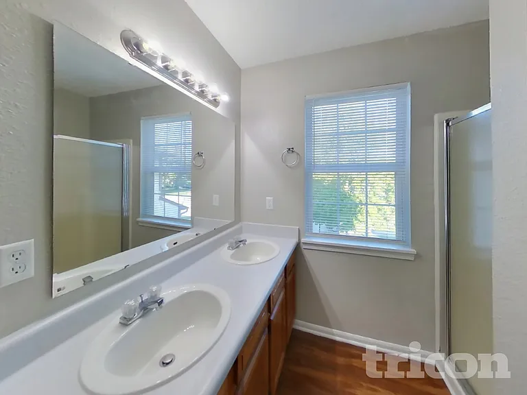 1411 Blue Brook Way — Photo 9
