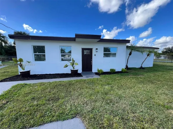 2500 NW 155th St, Miami Gardens, FL 33054
