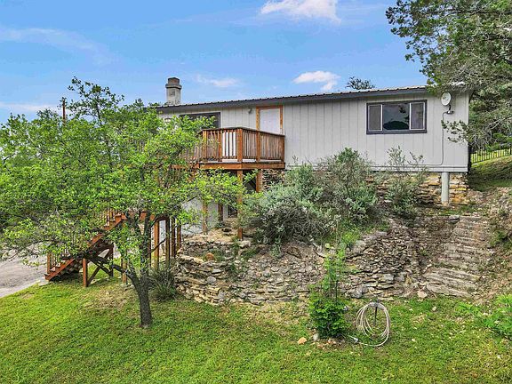 3rd image of 117 Creek Drive