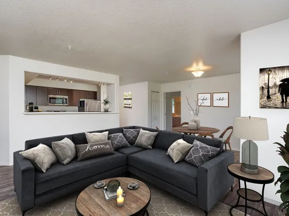 Edgewater Apartments