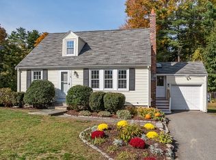 119 School St, Westwood, MA 02090