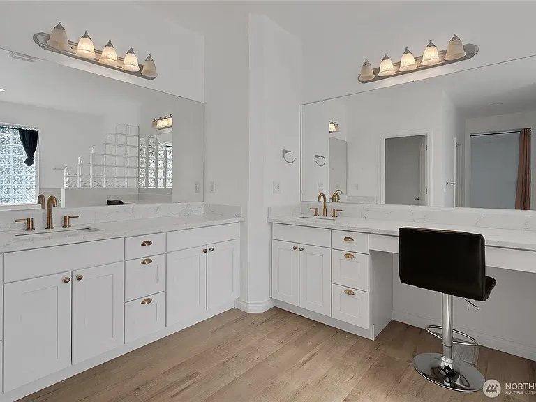 6735 Montevista Dr SE — Photo 16