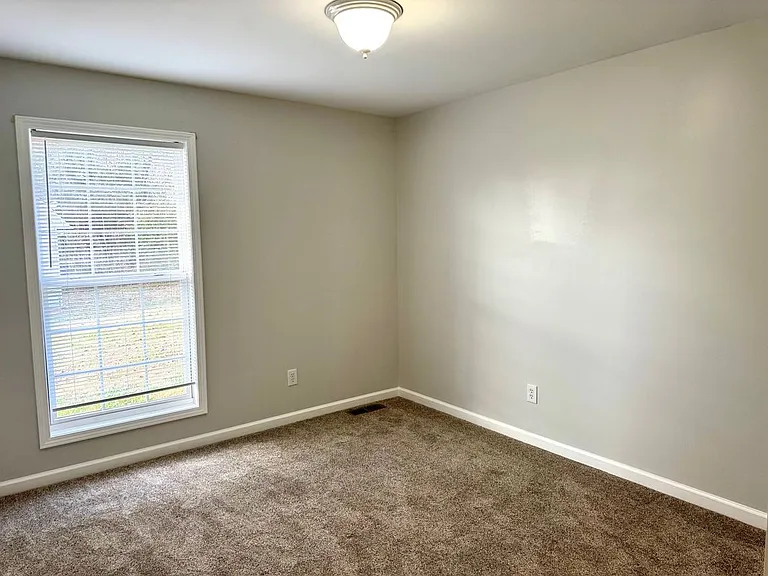 828 Mulberry Dr — Photo 43