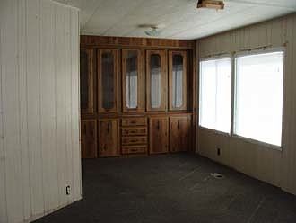 TC2 China hutch