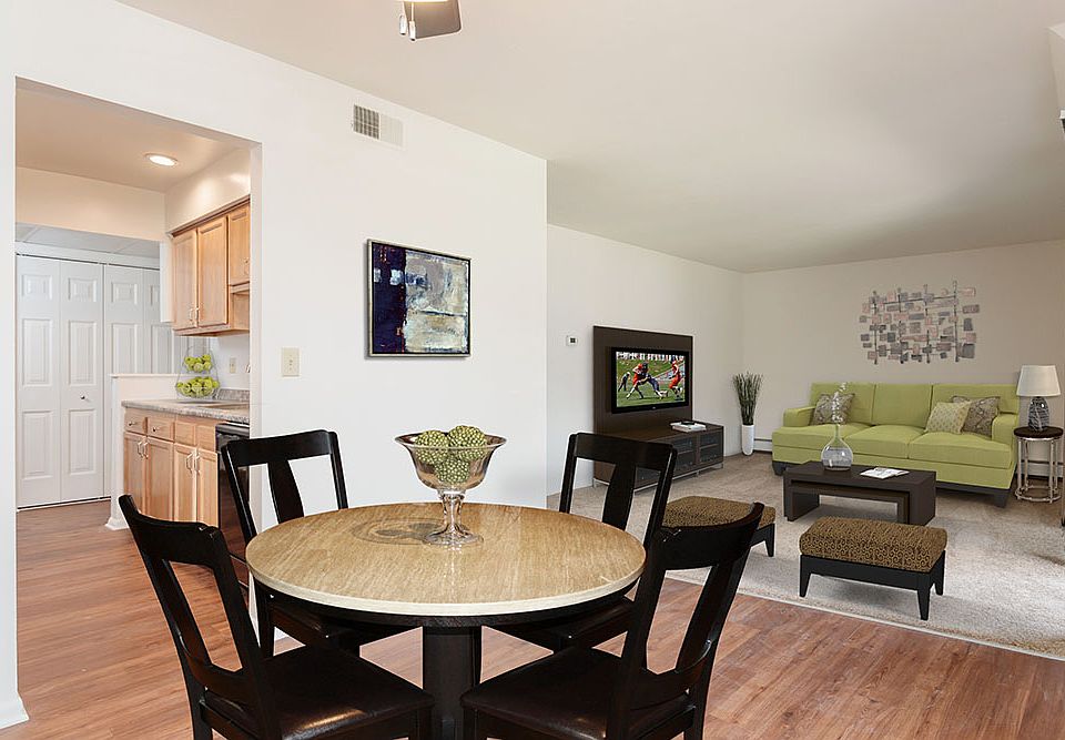 Steeplechase Apartment Homes 301 Weatheridge Dr Camillus, NY Zillow