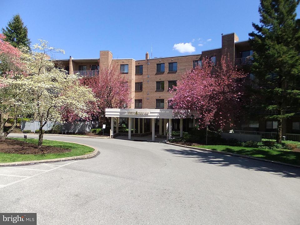 1st image of 1655 Oakwood Dr APT N205