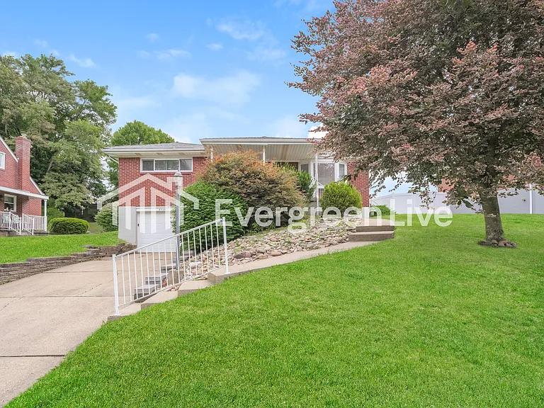 4709 Lolly Dr — Photo 1