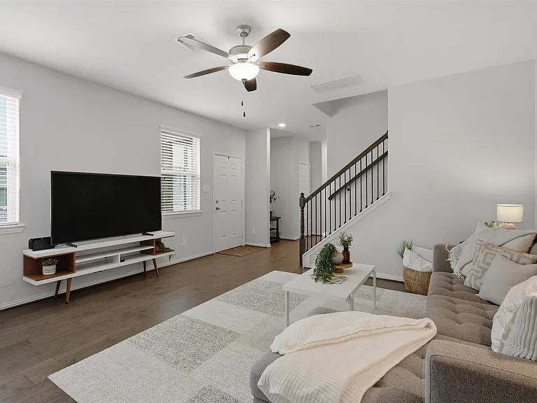 168 Skybranch Dr — Photo 6