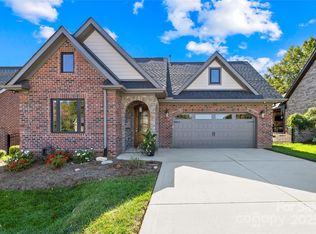 1140 Golden Hill Ln, Denver, NC 28037