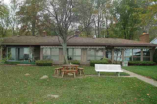 1st image of 6220 Wildrose Ln
