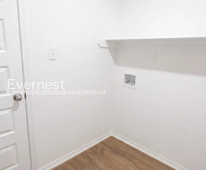 391 Moonlight Graham Blvd — Photo 16