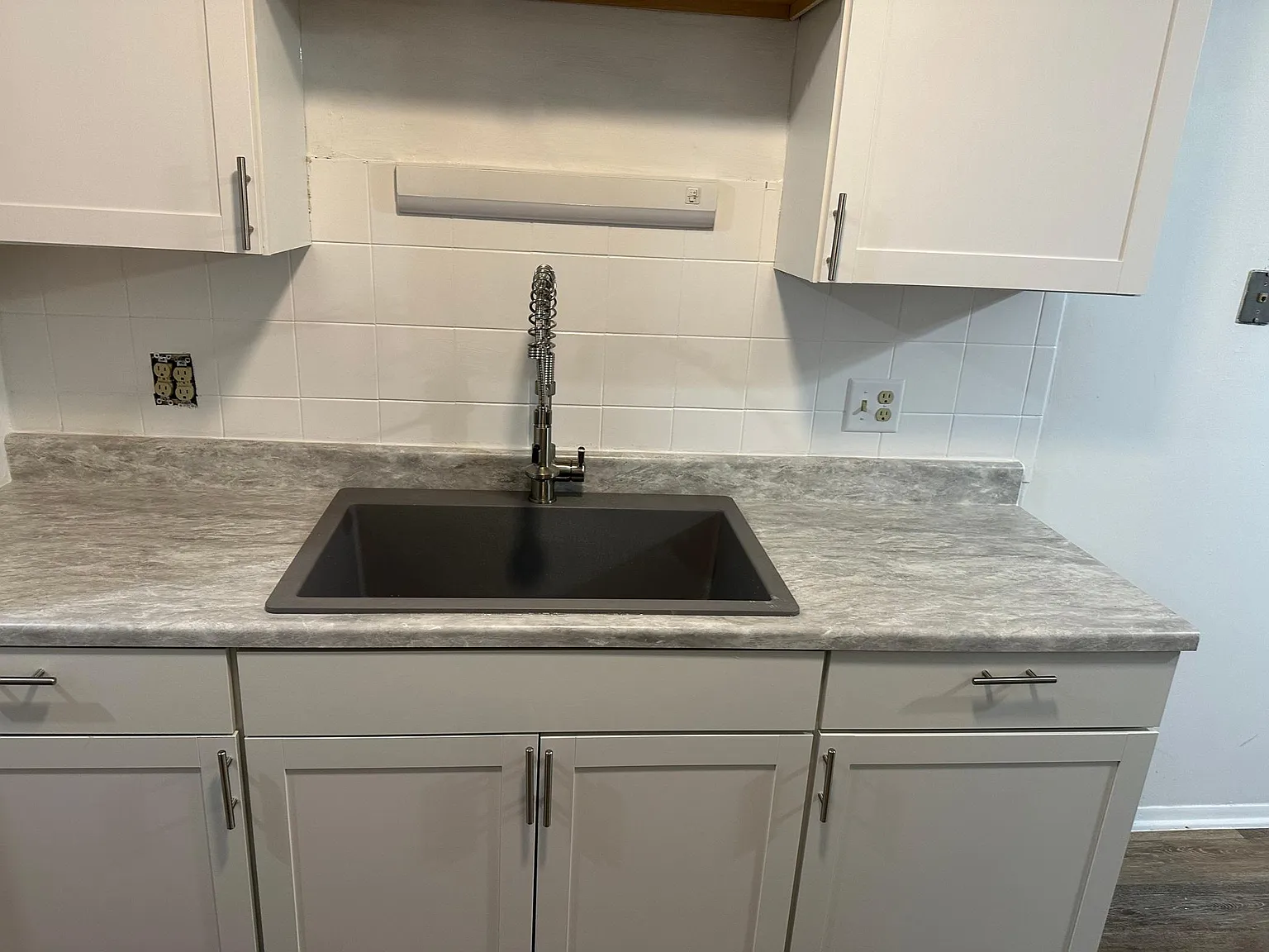 Queen's Park Apartments — Photo 3