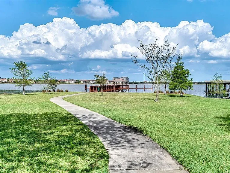 8742 Southern Breeze Dr — Photo 66