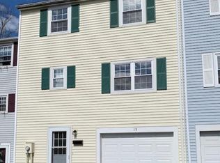 15 Warebrook Vlg, Ware, MA 01082