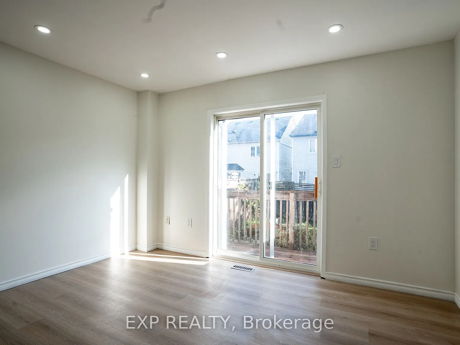 4 bed, $3,000 — Photo 4