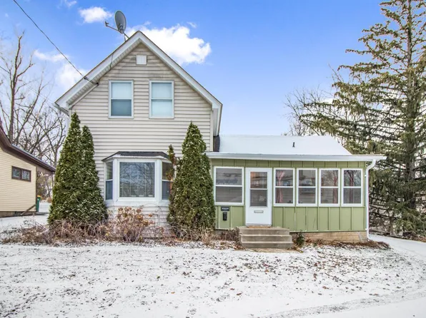 128 Holcombe St S, Stillwater, MN 55082