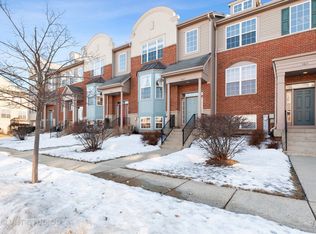 1607 Station Park Dr, Grayslake, IL 60030