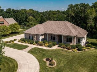 3812 Stoney Pointe Ln NE, North Liberty, IA 52317