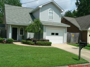 141 Honeysuckle Ln, Columbus, MS 39705